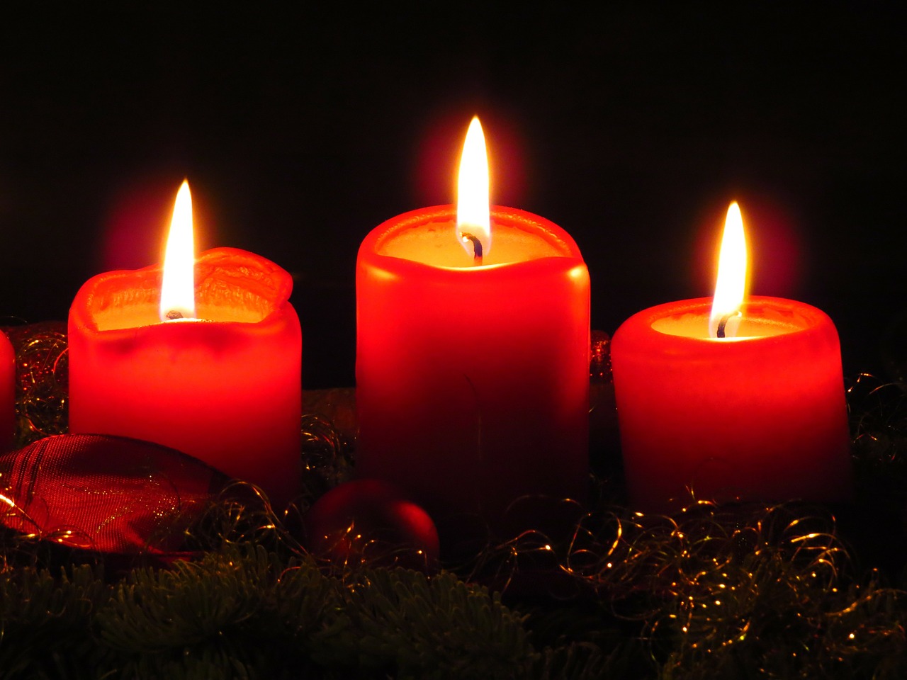 advent wreath candles flame free photo