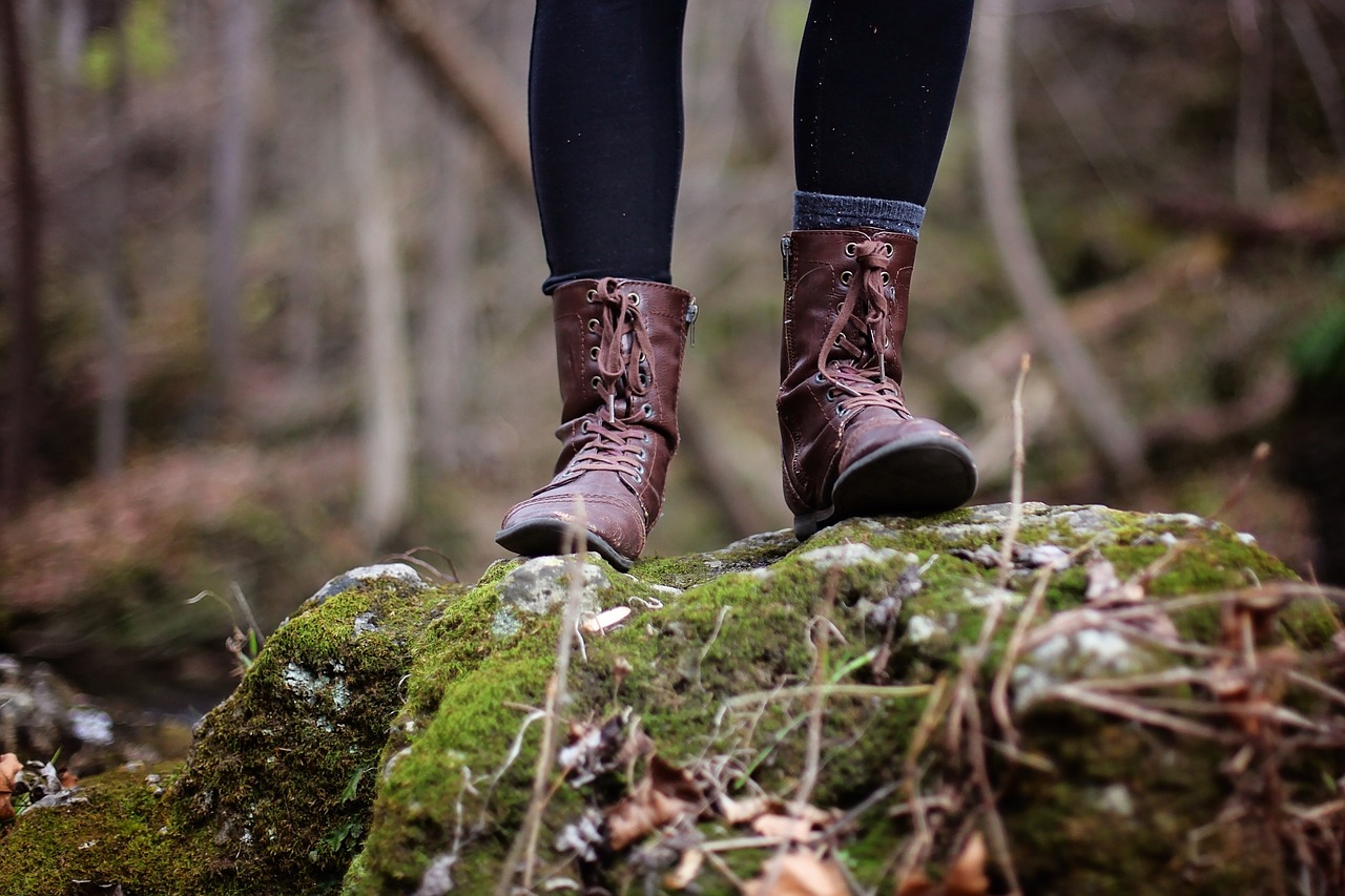 adventure boots girl free photo