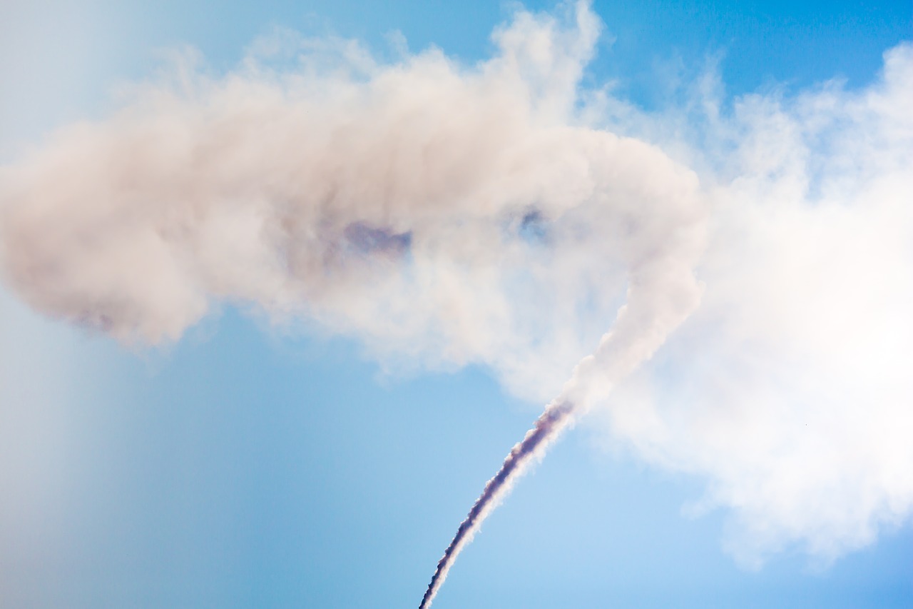 aerobatic plane smoke free photo