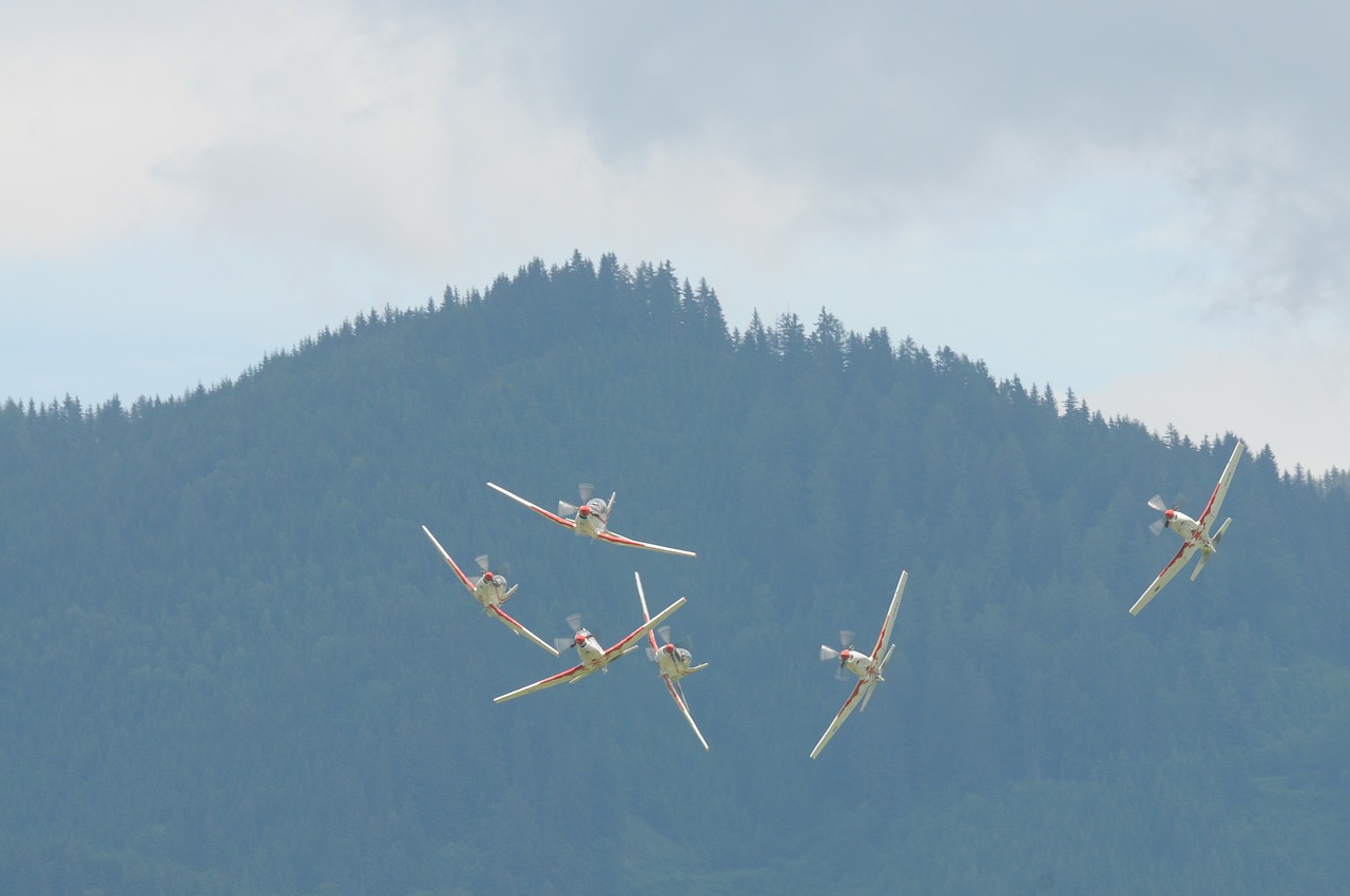 aerobatics flugshow aircraft free photo