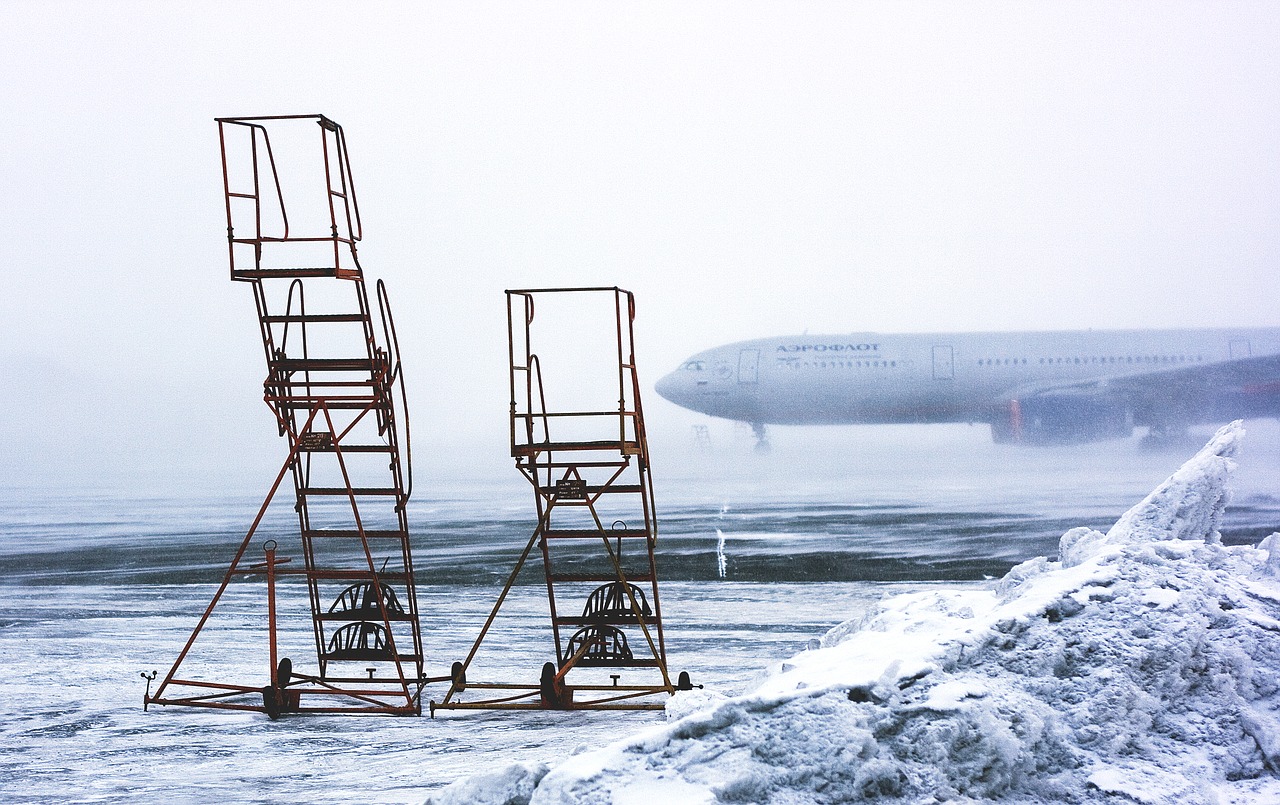 aeroplane airplane airport free photo