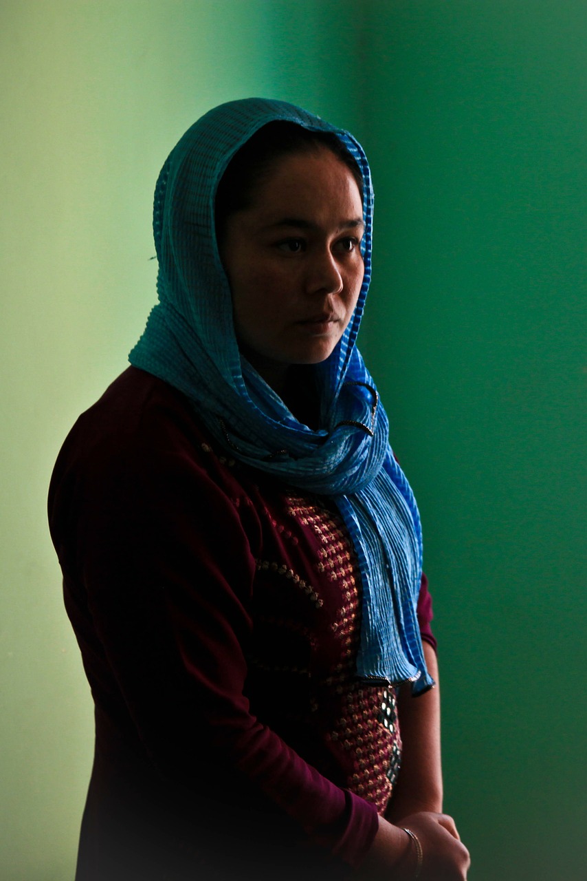 afghanistan head wrap woman free photo
