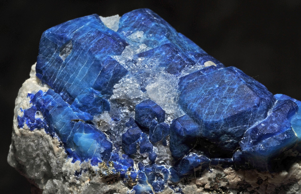 afghanite crystal calcite free photo