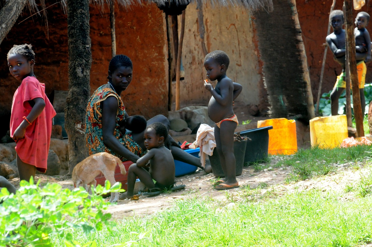 african family bissau guinea free photo