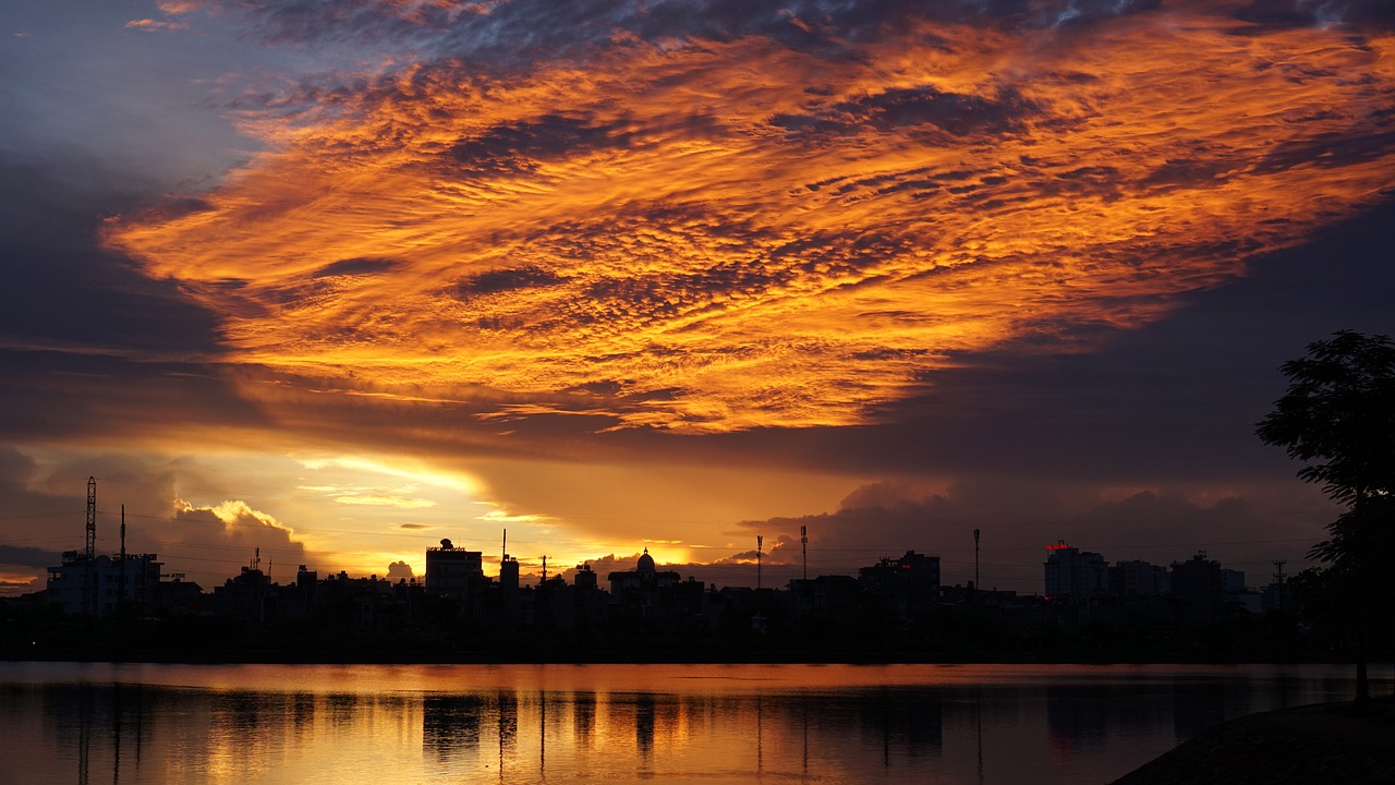 afternoon at phuong luu lake hai phong free photo