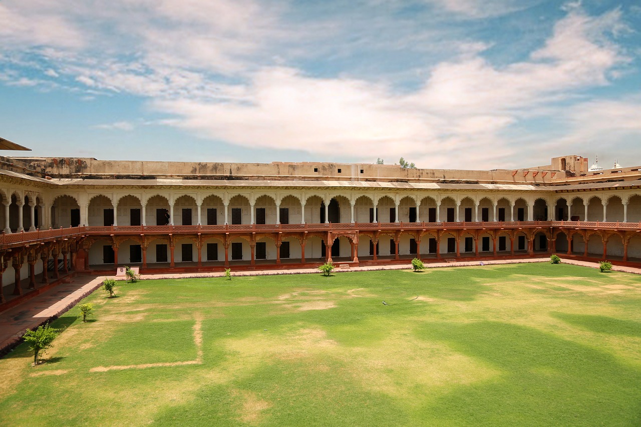 agra fort india free photo
