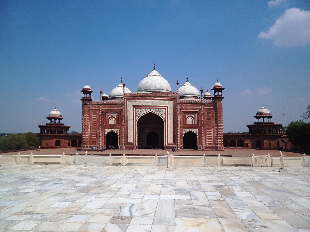 agra history arc free photo