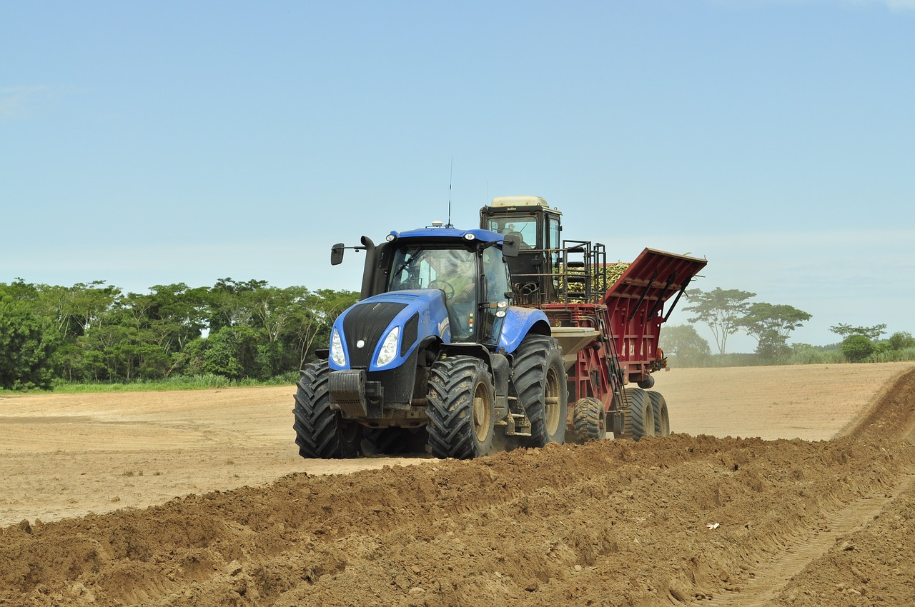 agriculture tractor farm free photo