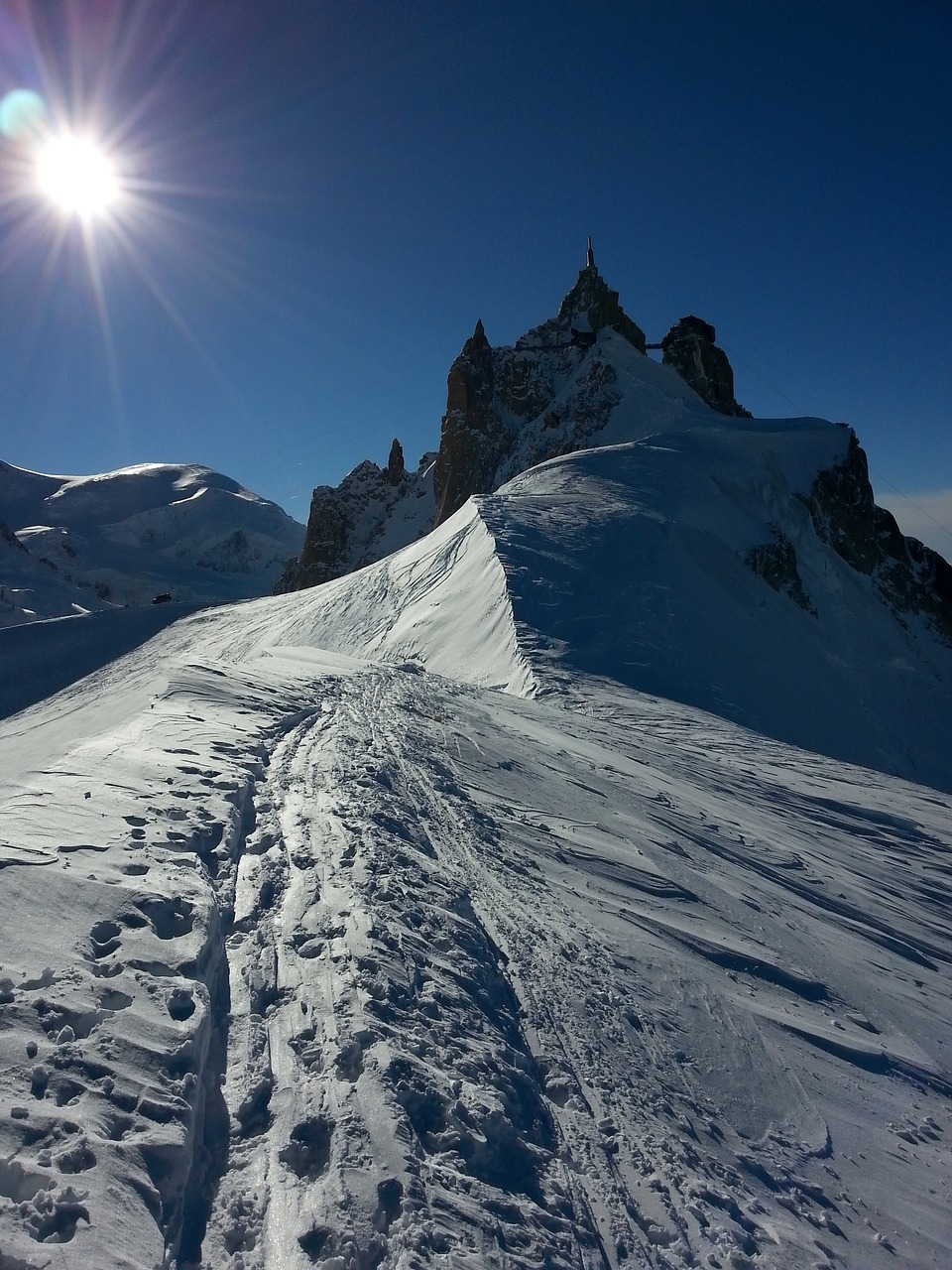 aiguille du midi chamonix-mont-blanc snow free photo