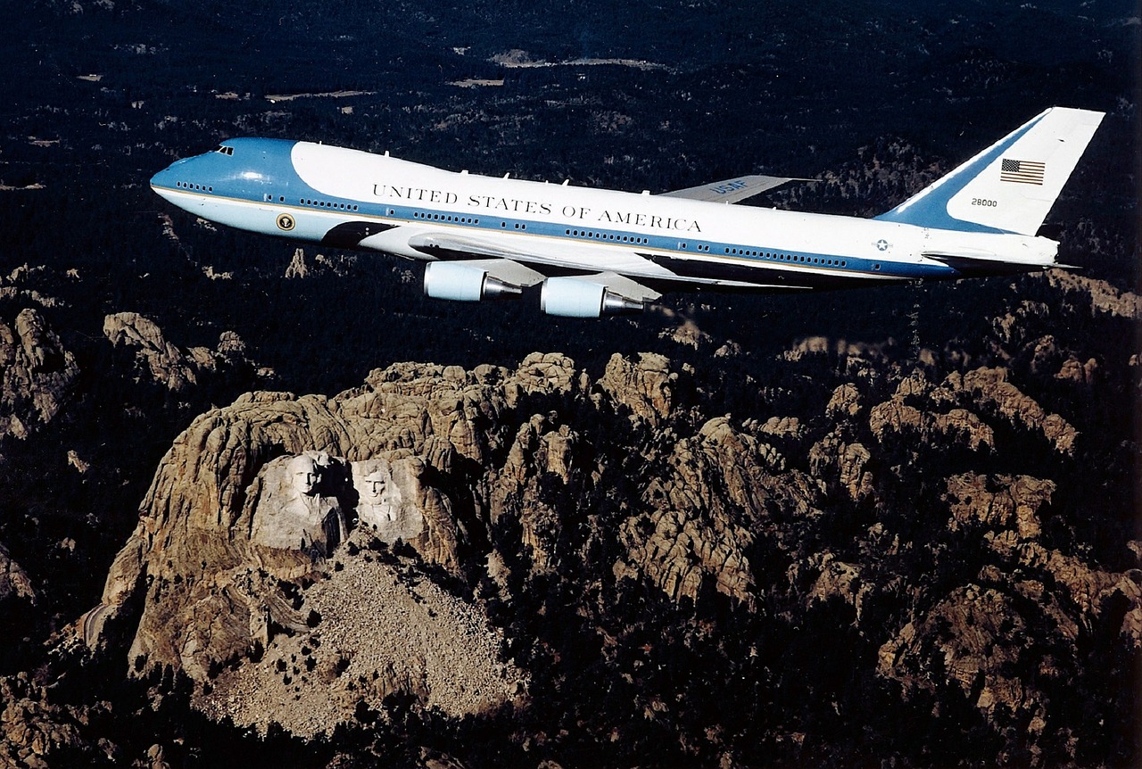 air force one airplane flight free photo