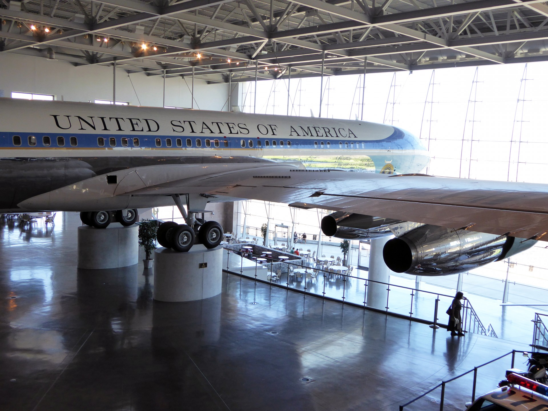 object presidential airplane free photo