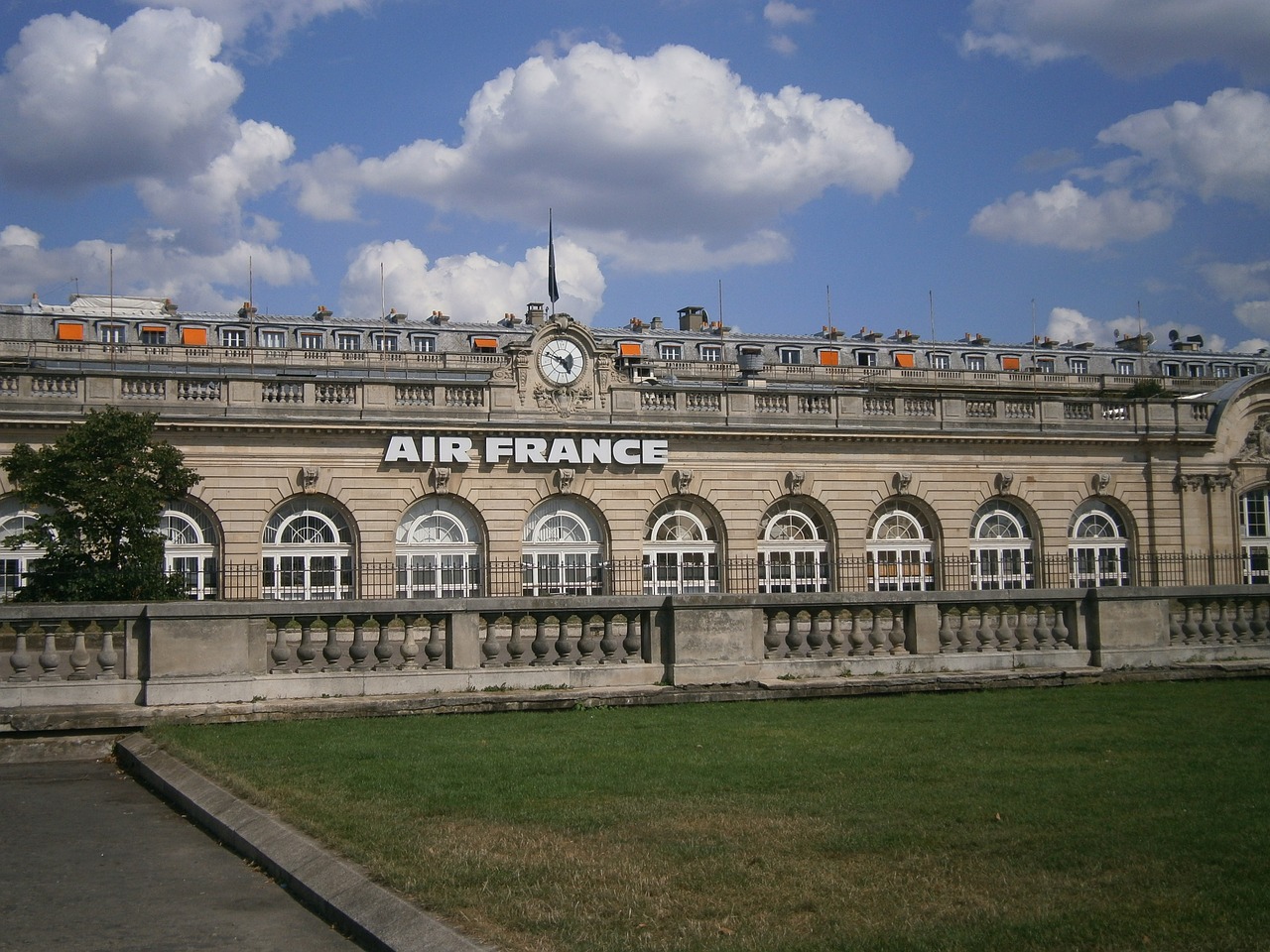 air france paris monument free photo