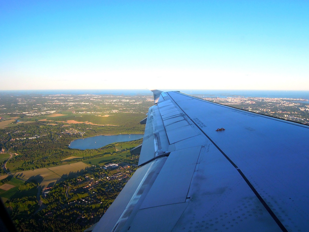 aircraft wing fly free photo