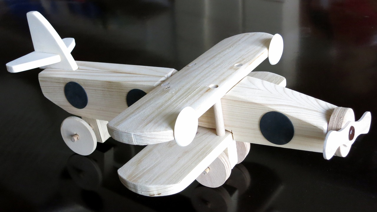 aircraft wood toys free photo