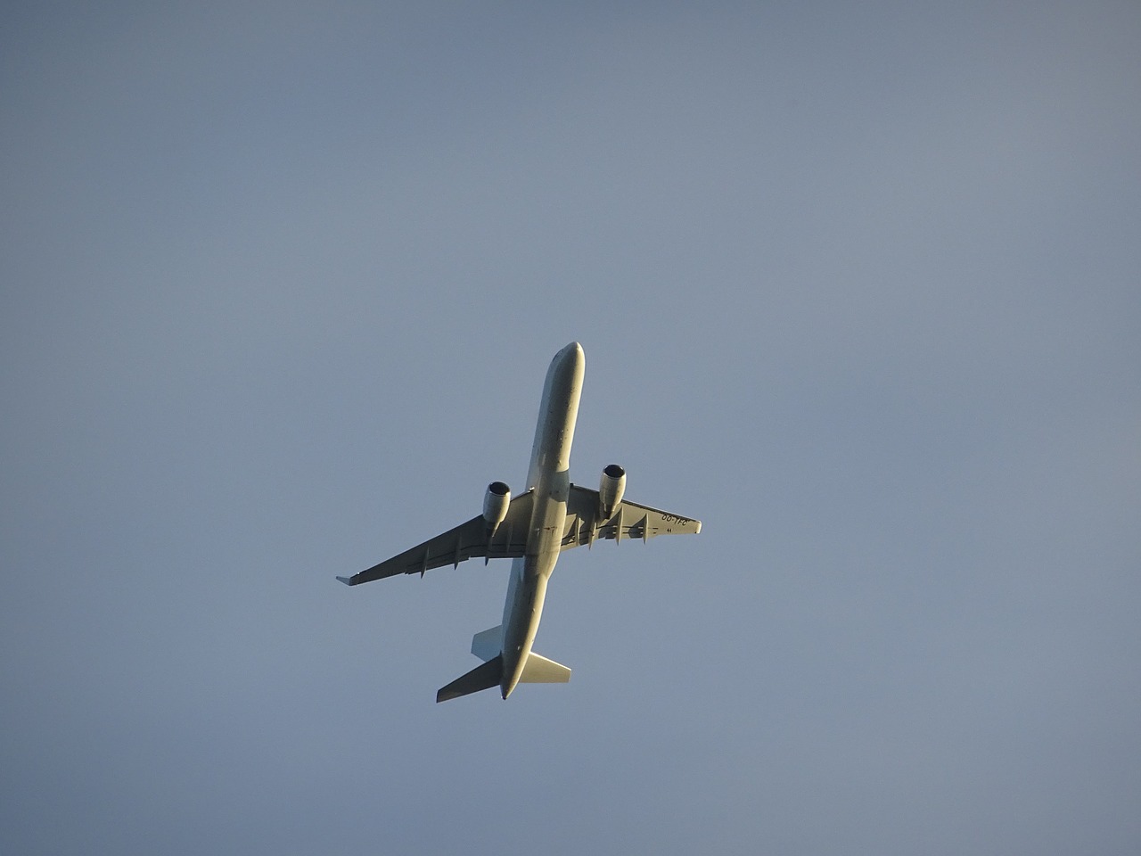 aircraft engine airliner free photo