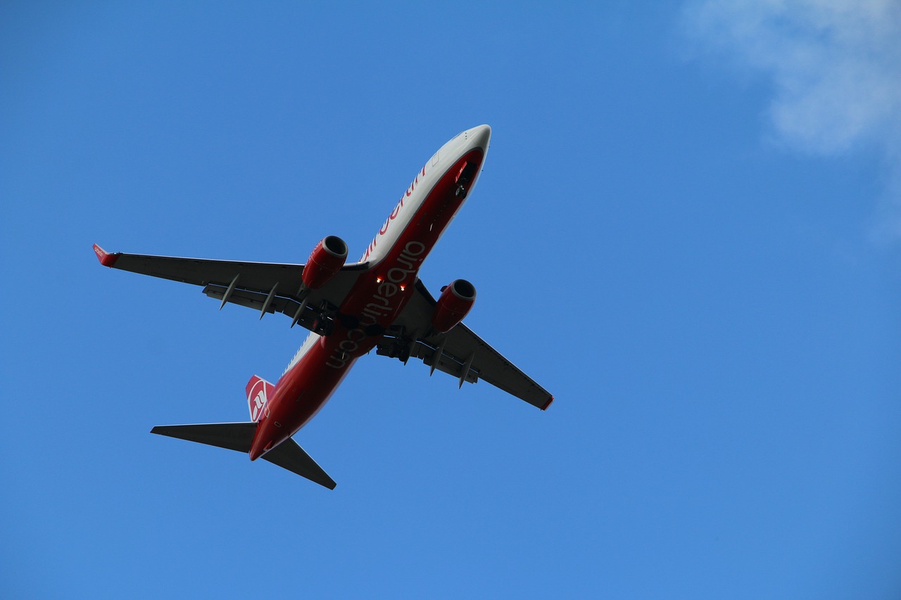 aircraft air berlin landing free photo