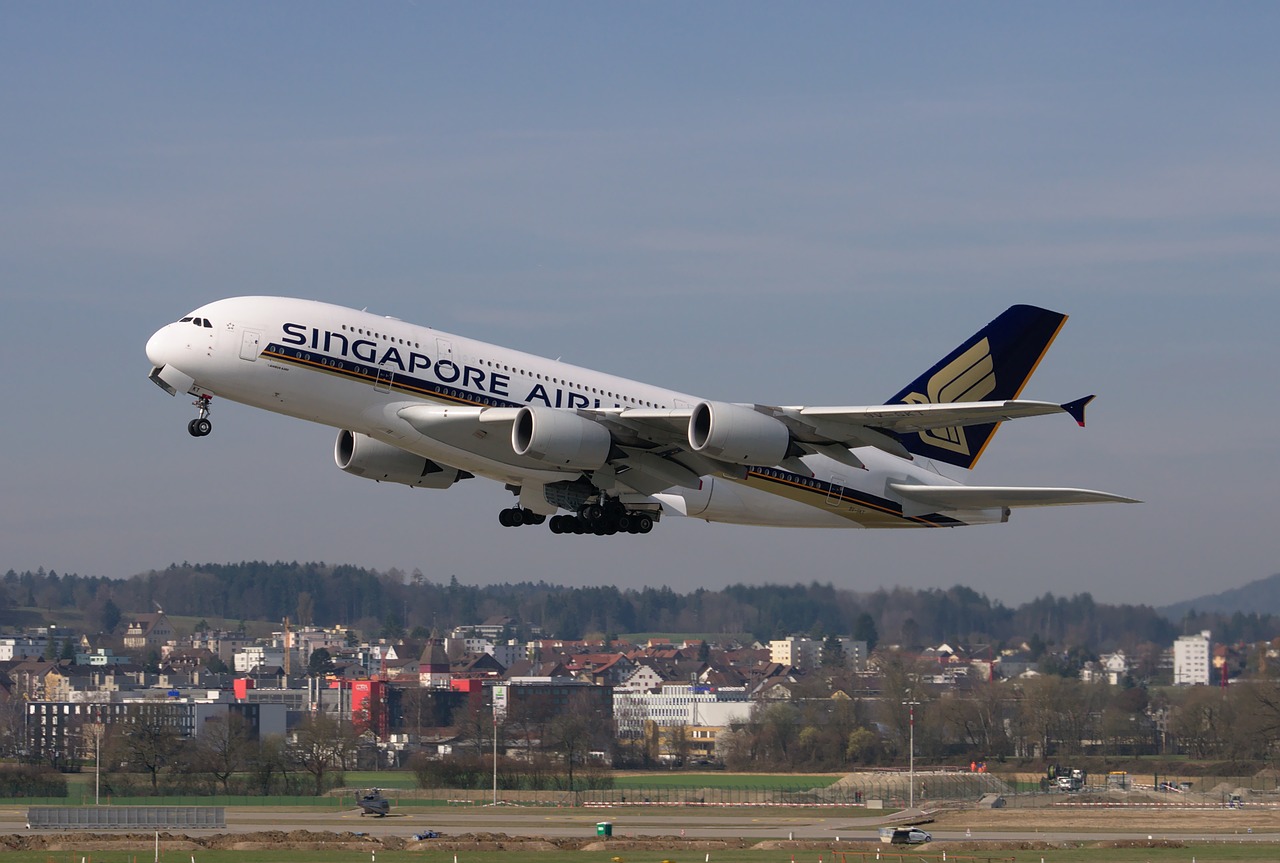 aircraft singapore airlines airbus a380 free photo