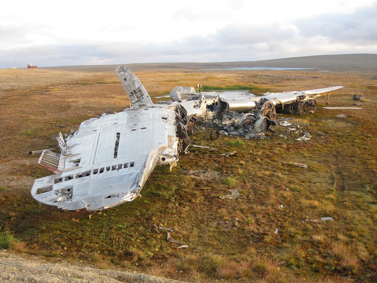 aircraft crash wreck free photo