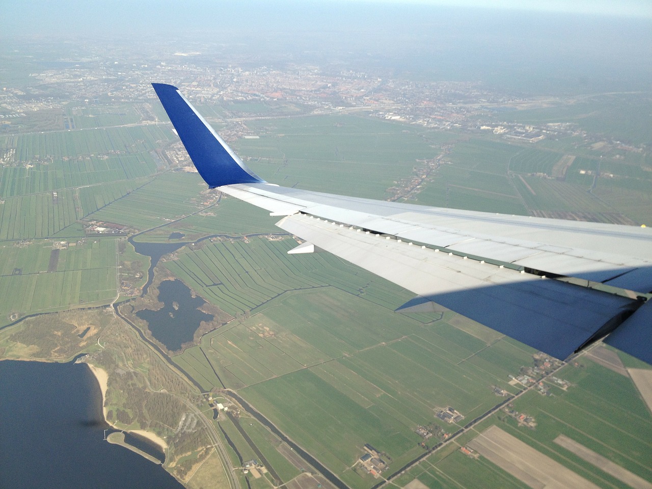 aircraft landing amsterdam free photo