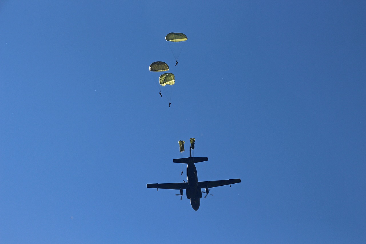 aircraft  parachutes  jump free photo