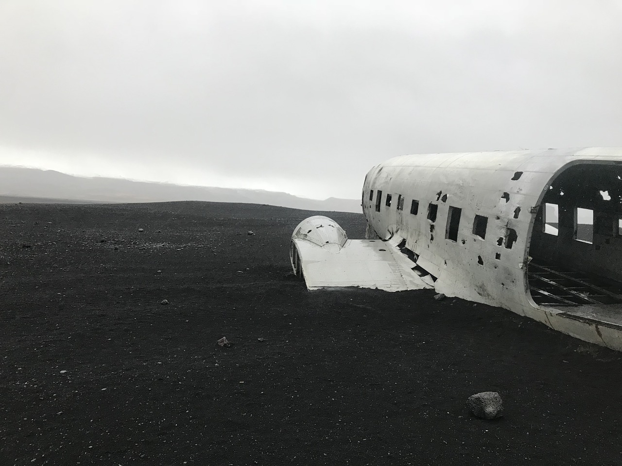aircraft  wreck  iceland free photo
