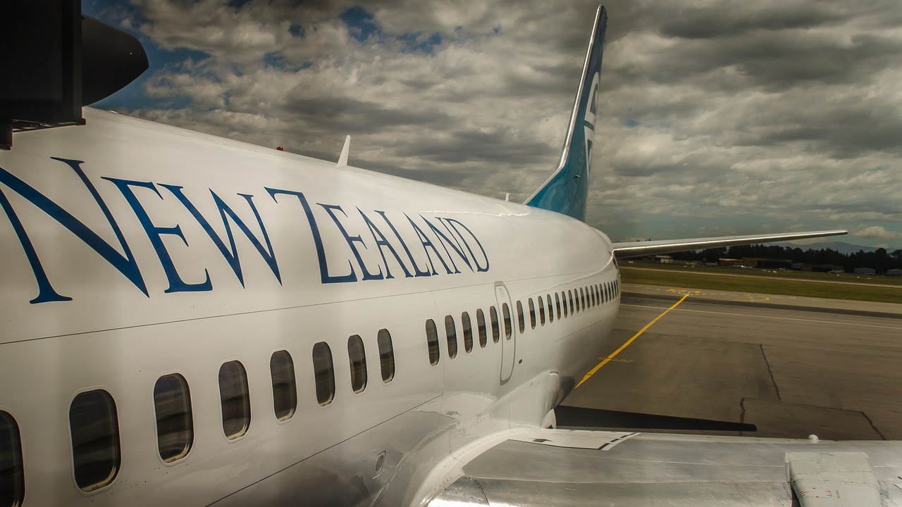 aircraft new zealand airport free photo