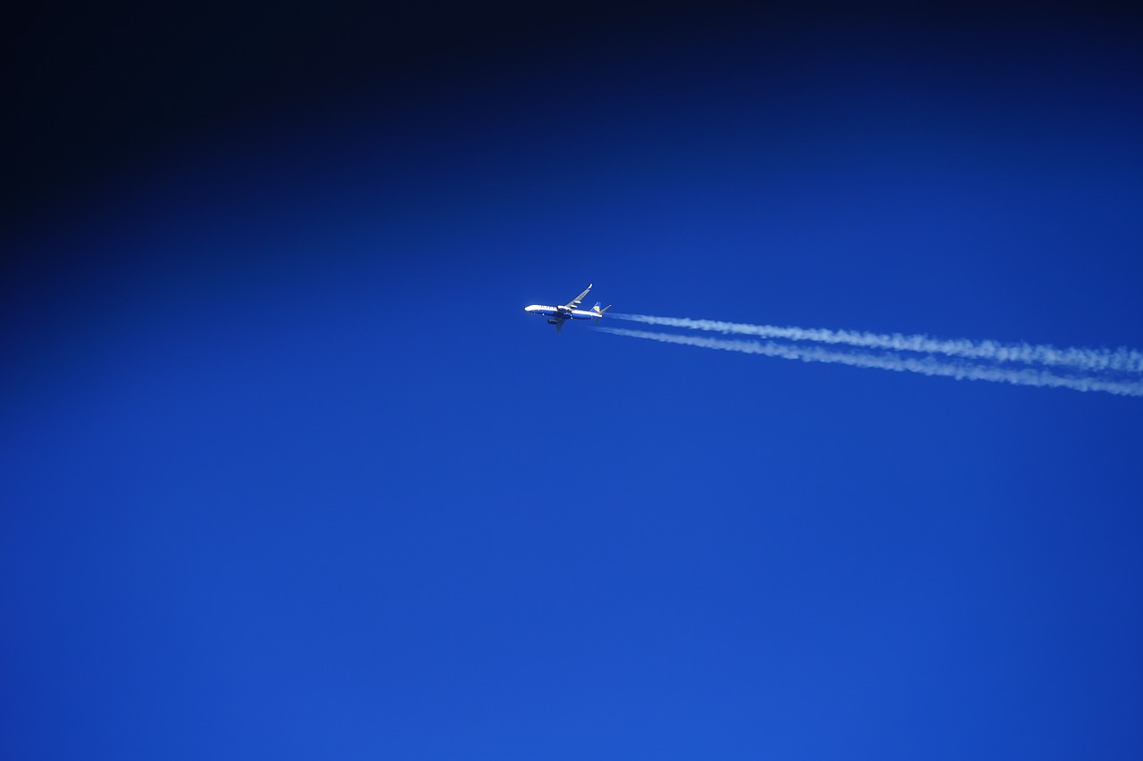 aircraft sky contrail free photo