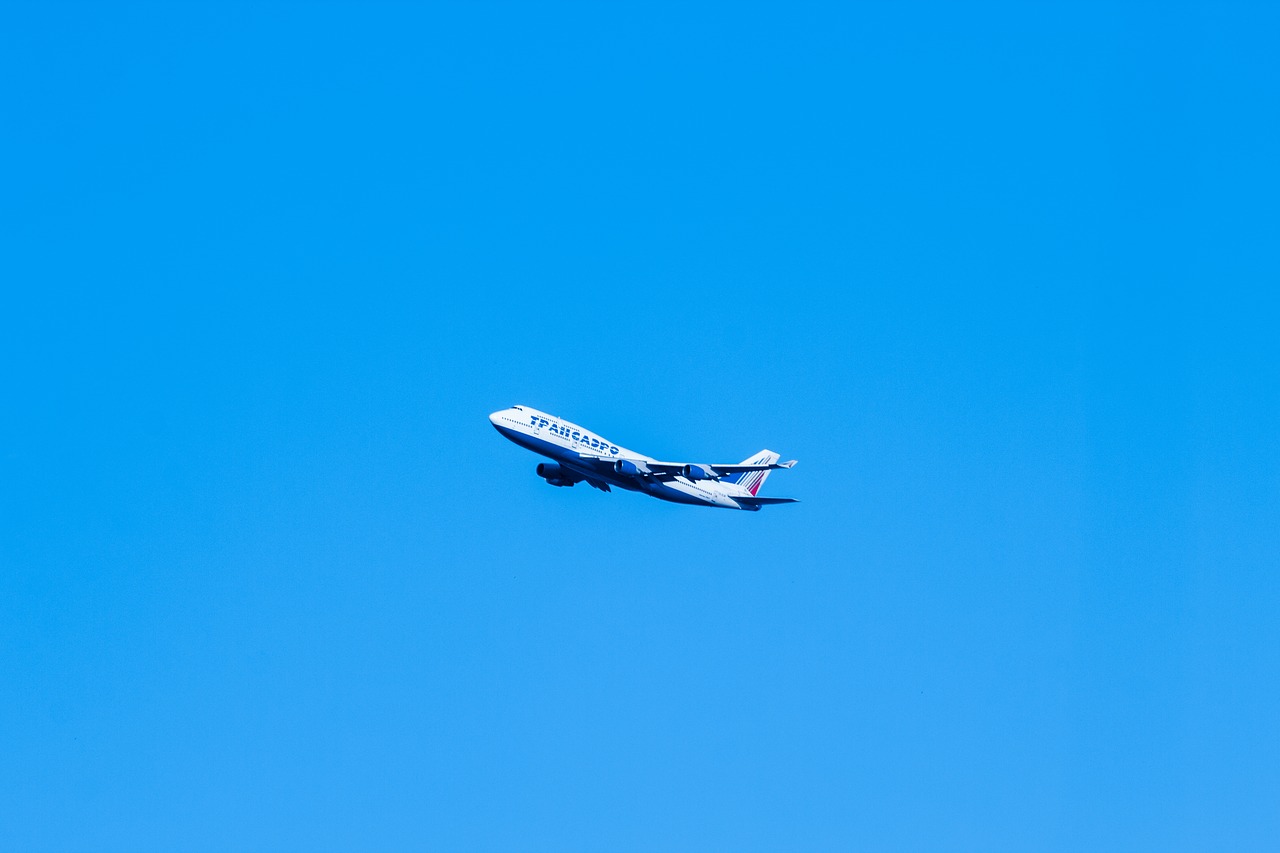 airline transaero plane free photo