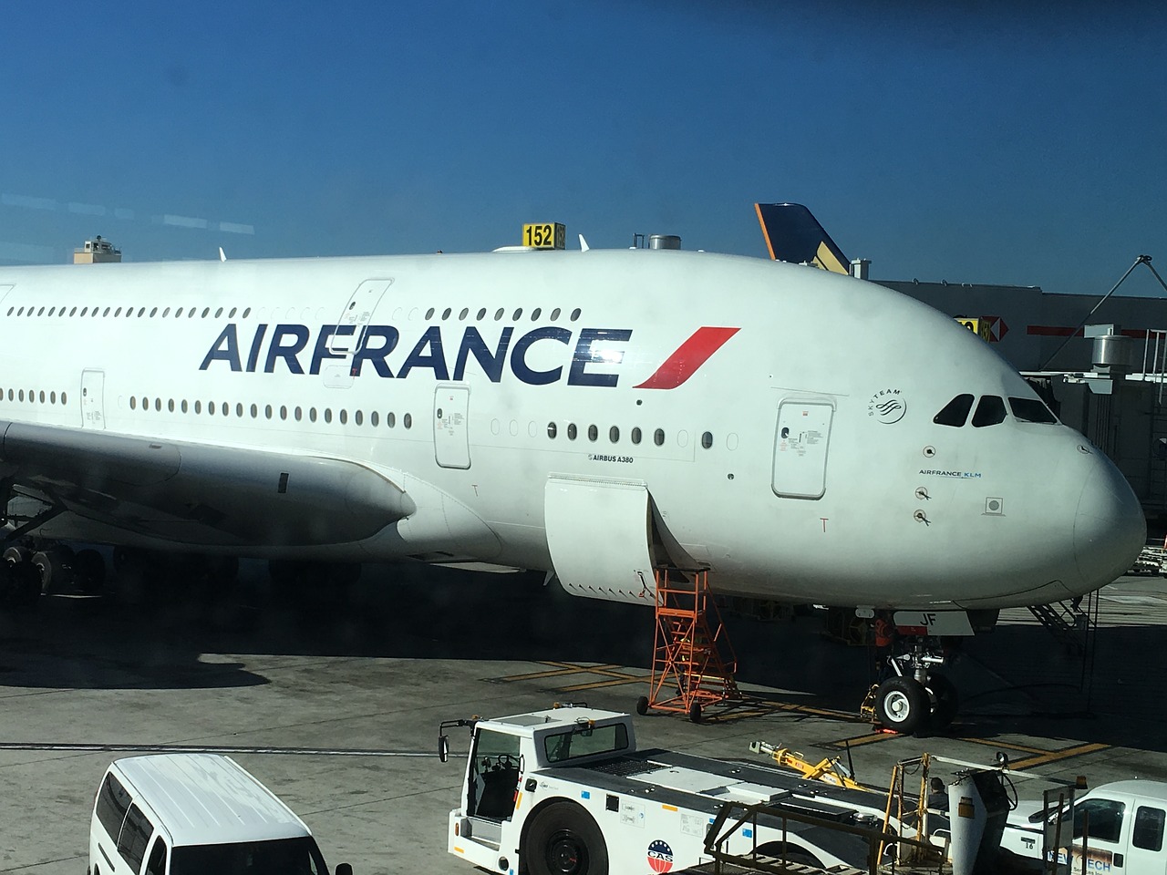 airplane air france airport free photo