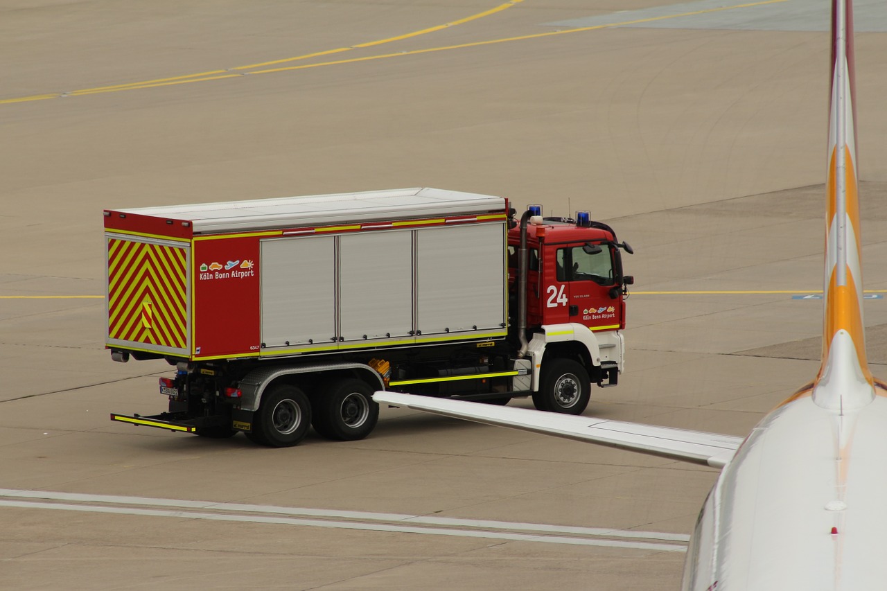 airport fire wf free photo