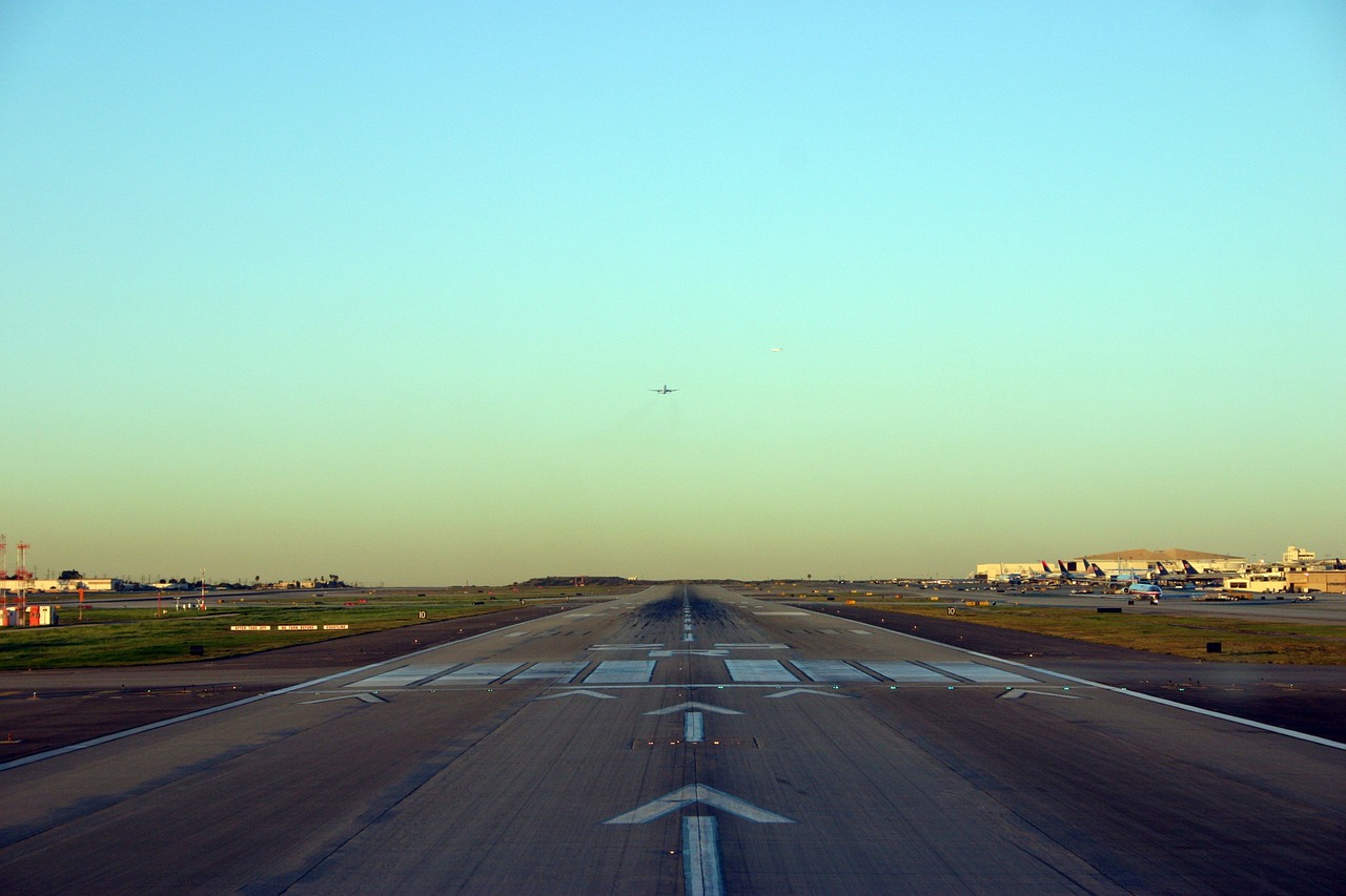 airport runway airport runway free photo