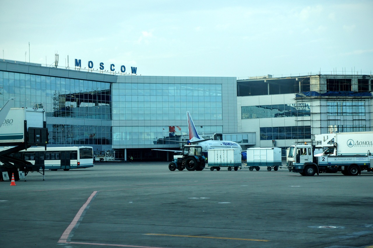 airport moscow building free photo