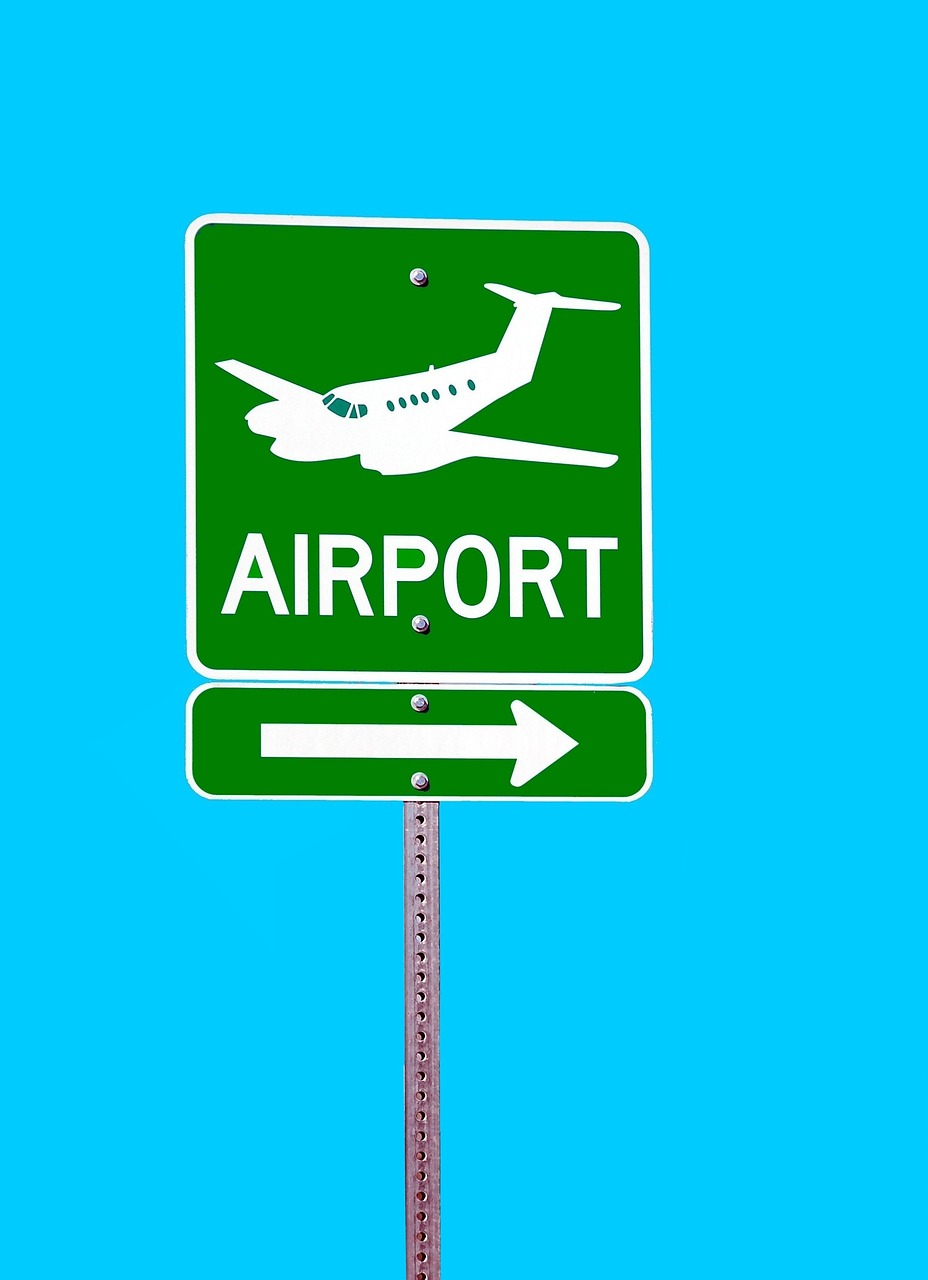airport sign direction free photo