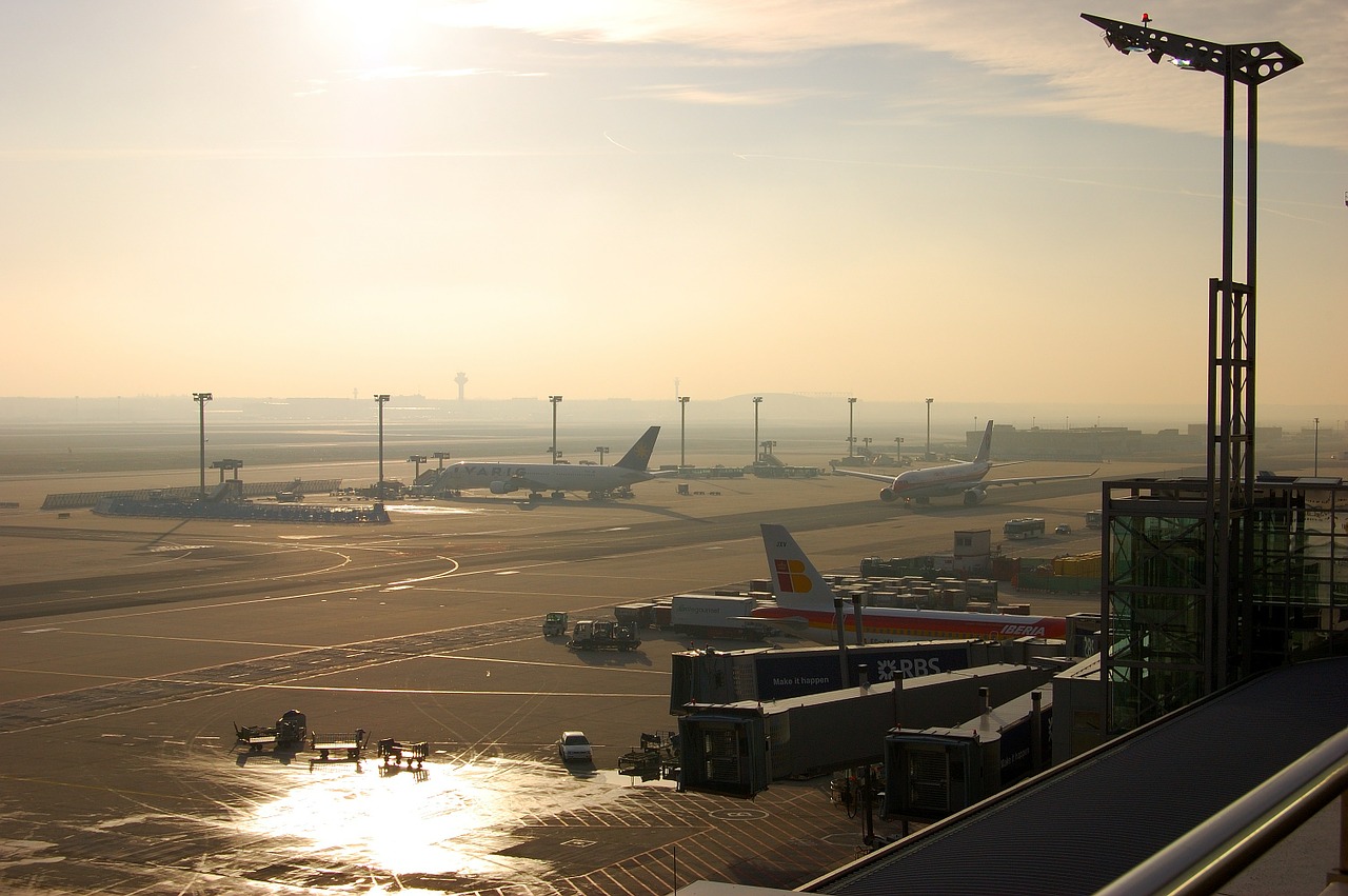 airport frankfurt prior to free photo