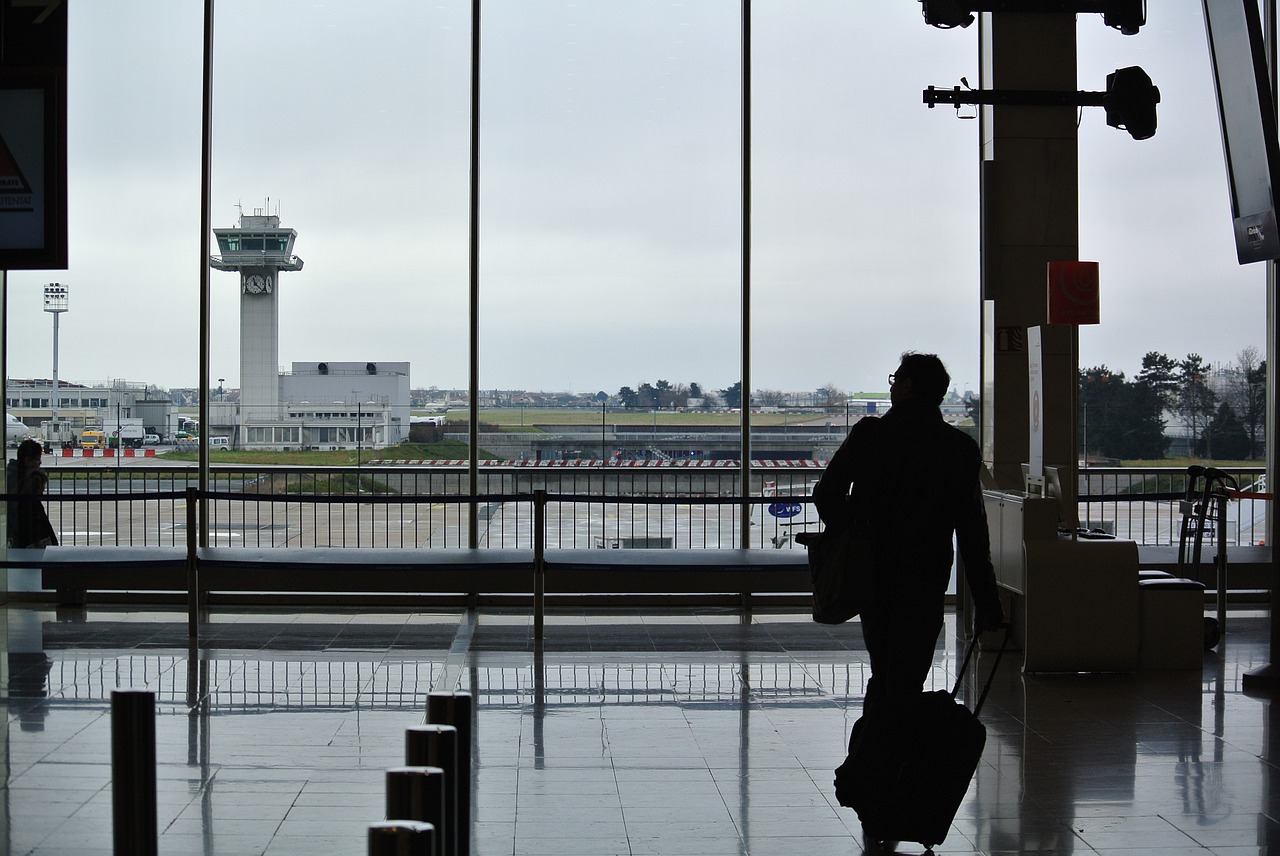 airport traveling boarding free photo