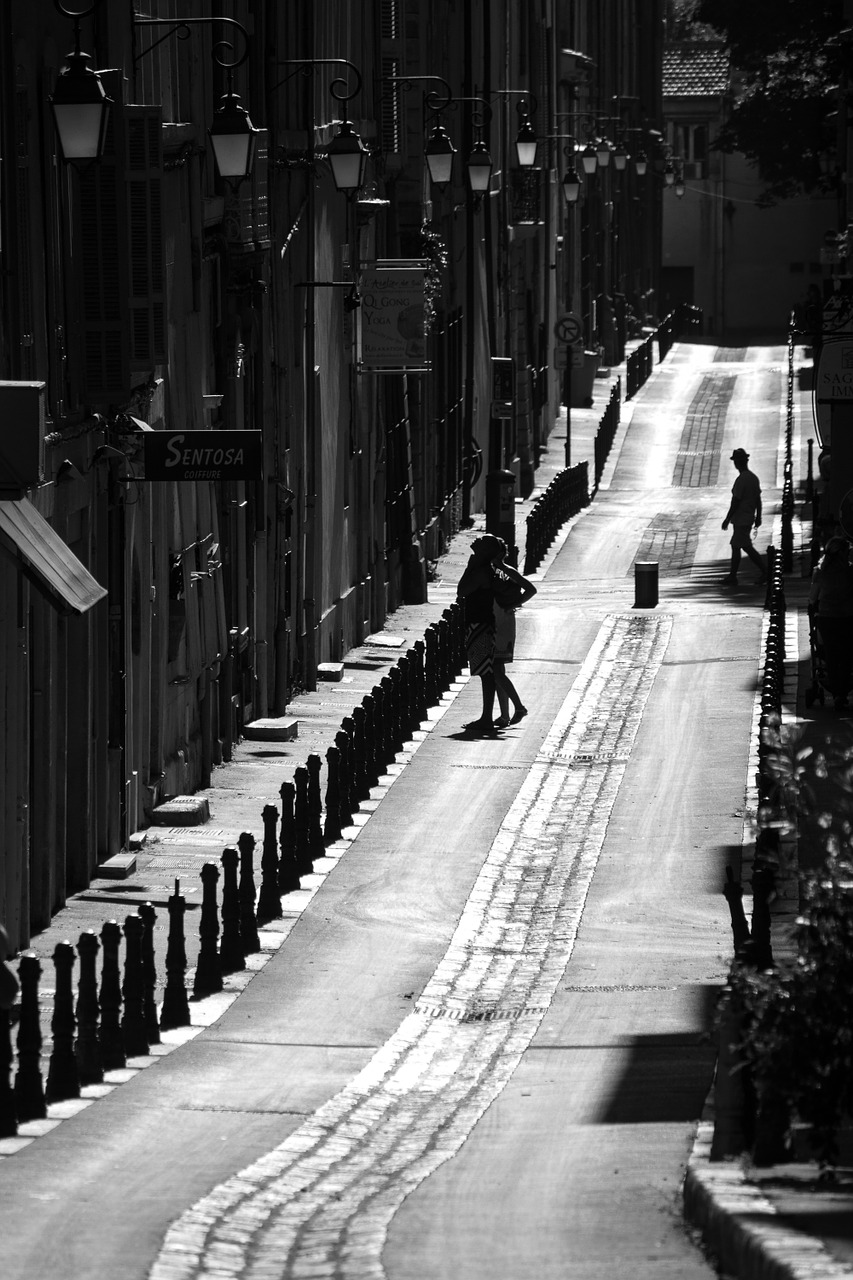 aix-en-provence evening light shadow free photo