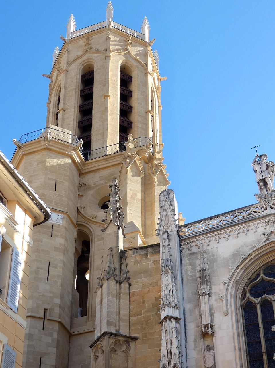 aix-en-provence  cathedral  st-sauveur free photo
