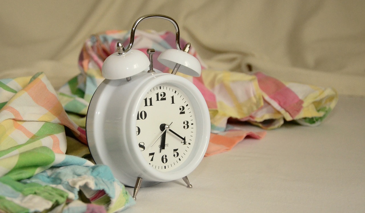 alarm clock stand up morning free photo