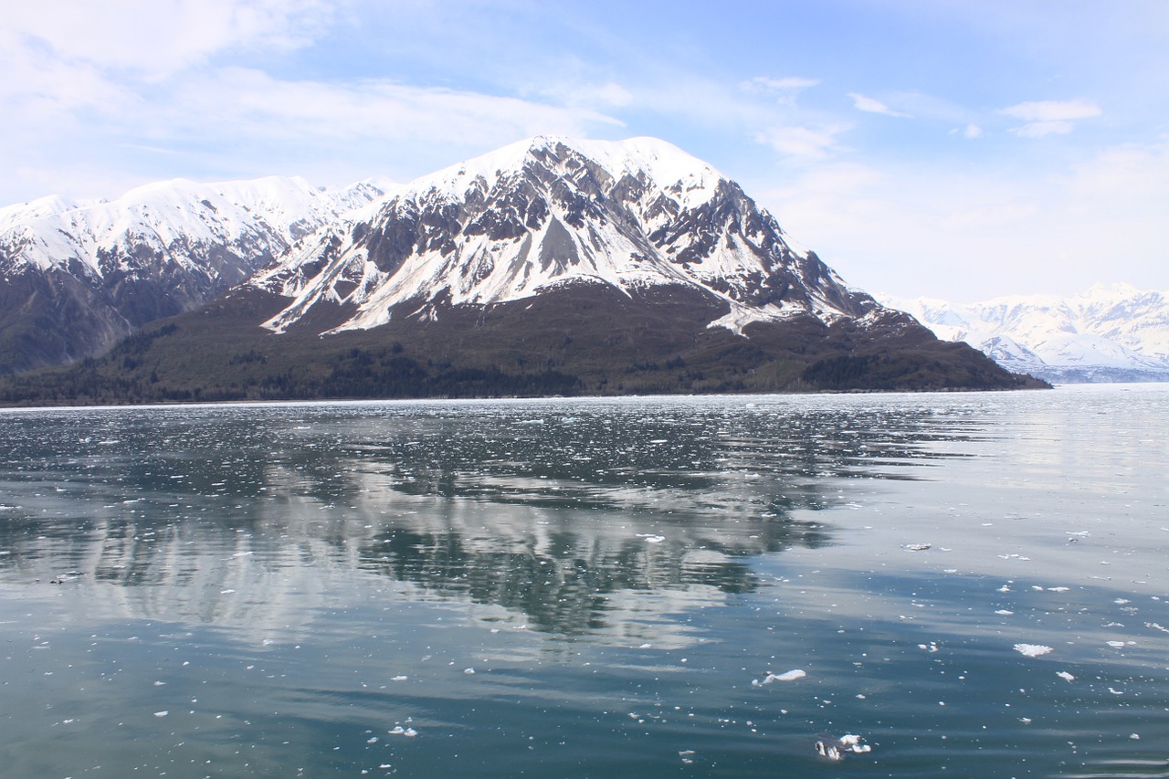 alaska mountains snow free photo