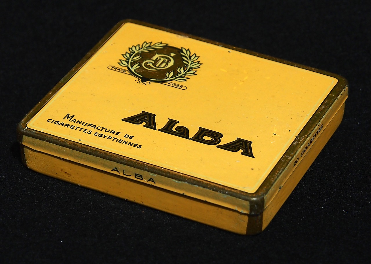 alba cigarettes packaging free photo