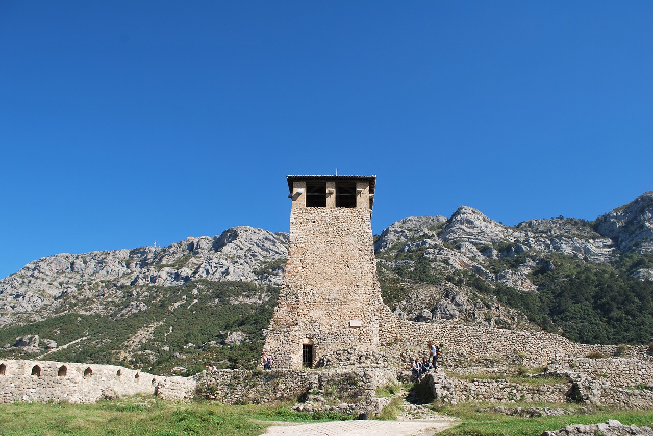 albania the ruins of the fortress free photo