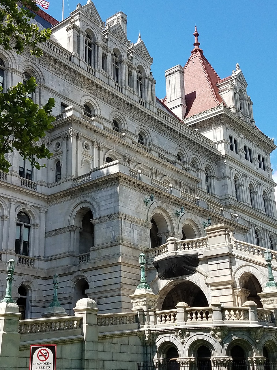 albany capitol building free photo