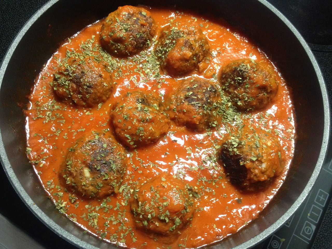 albondigas minced meat tomatoes free photo