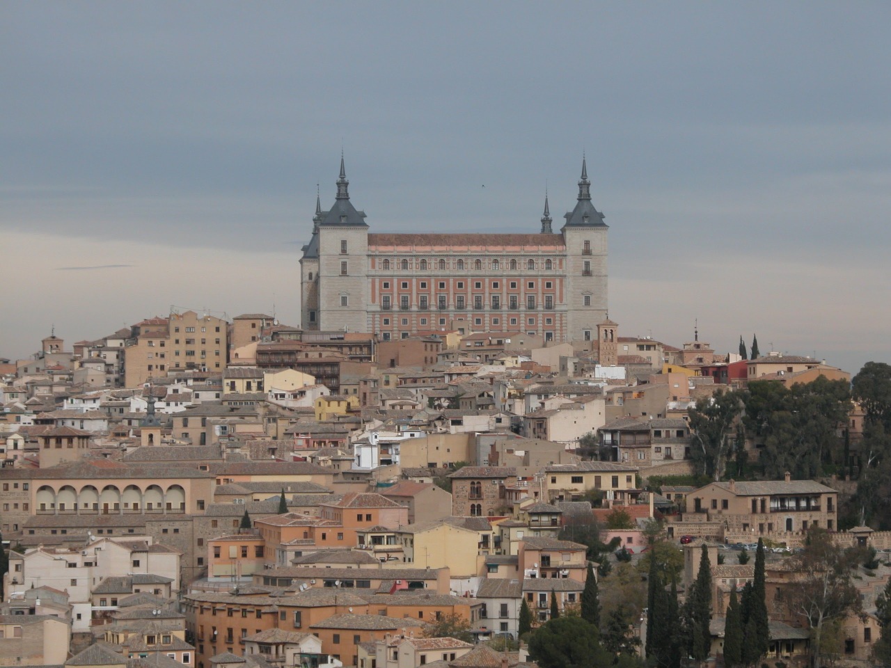 alcazar of toledo free photo