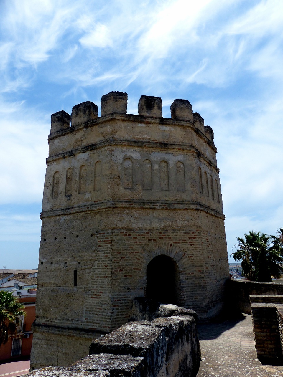 alcazar tower battlements free photo