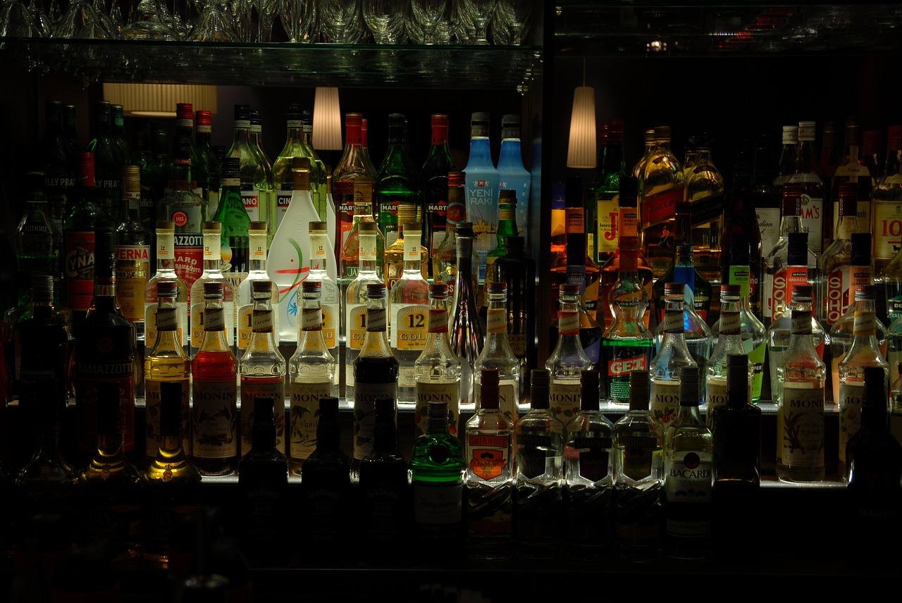 alcohol bar night free photo