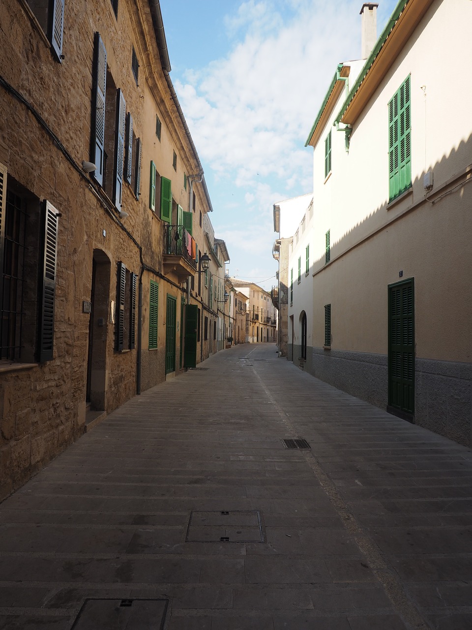 alcudia road alley free photo