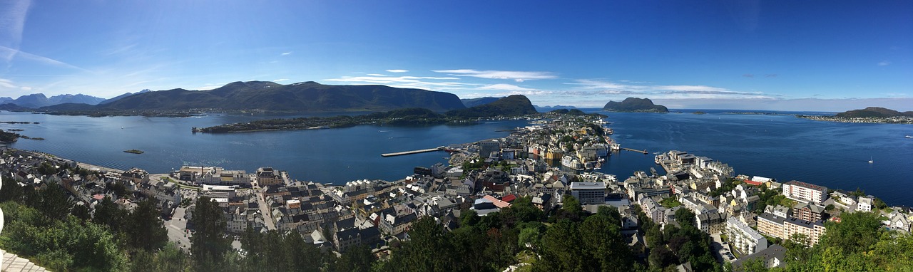 alesund sea norway free photo