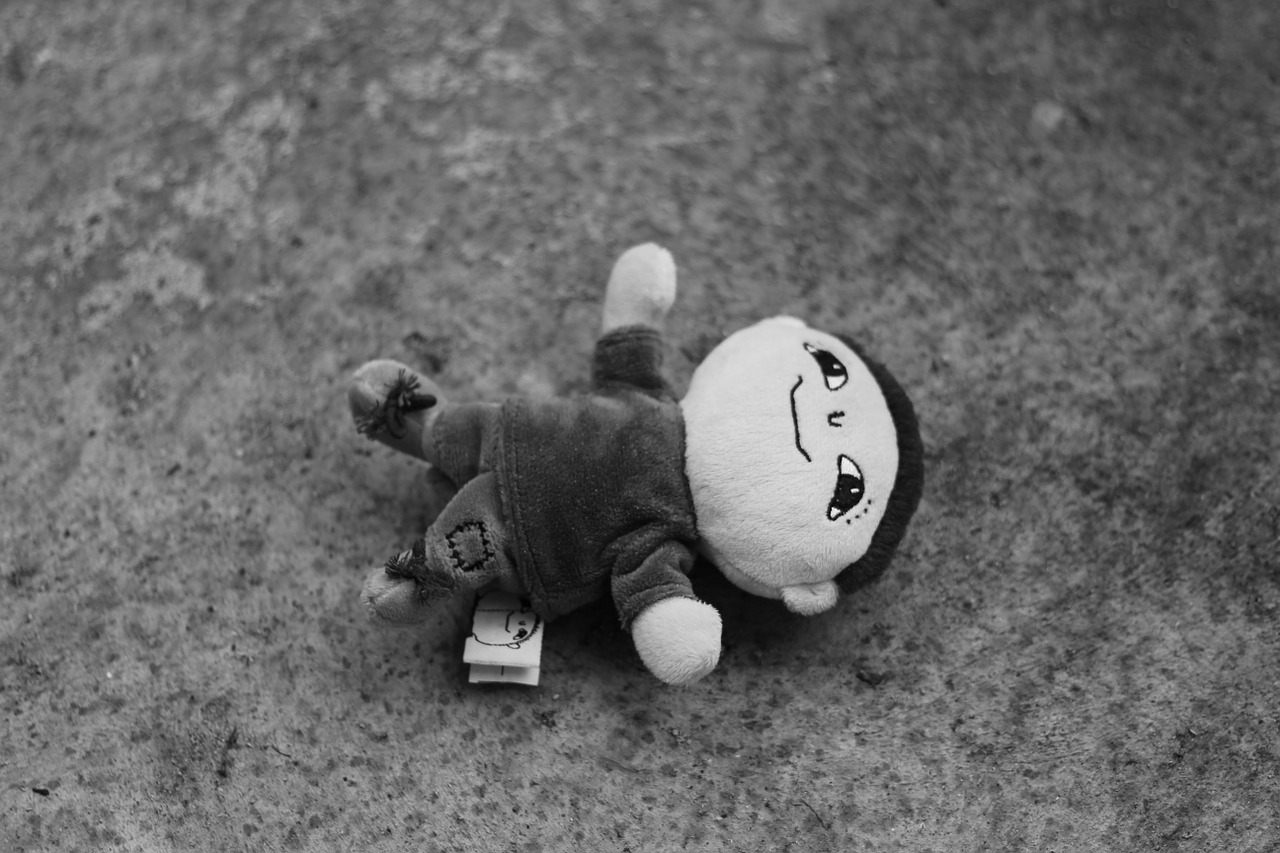 alfons toys black and white free photo