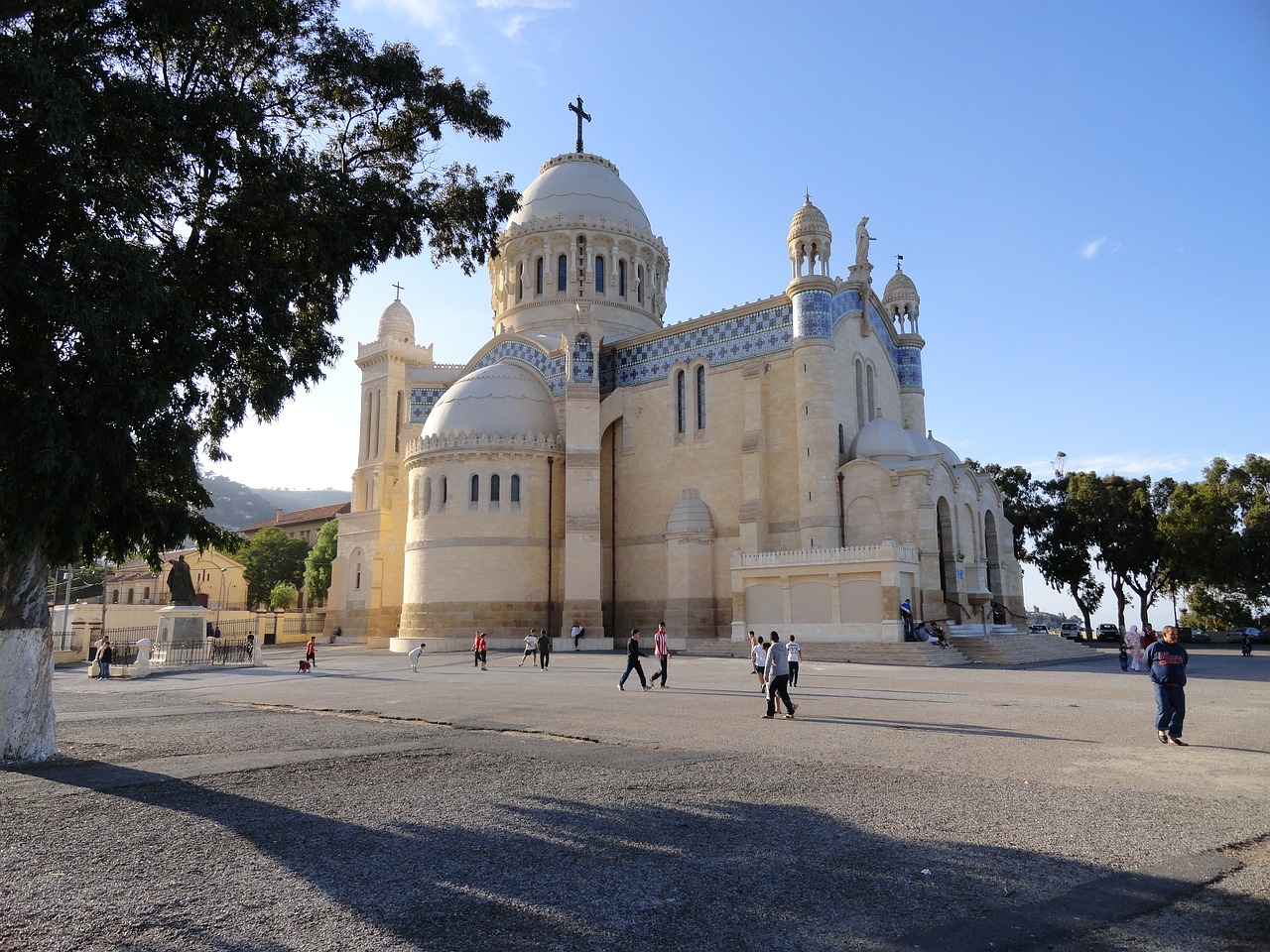 algiers sanctuary church free photo